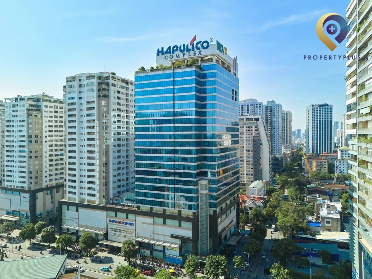 Toàn cảnh tòa nhà Hapulico Center nhìn từ đường Vũ Trọng Phụng